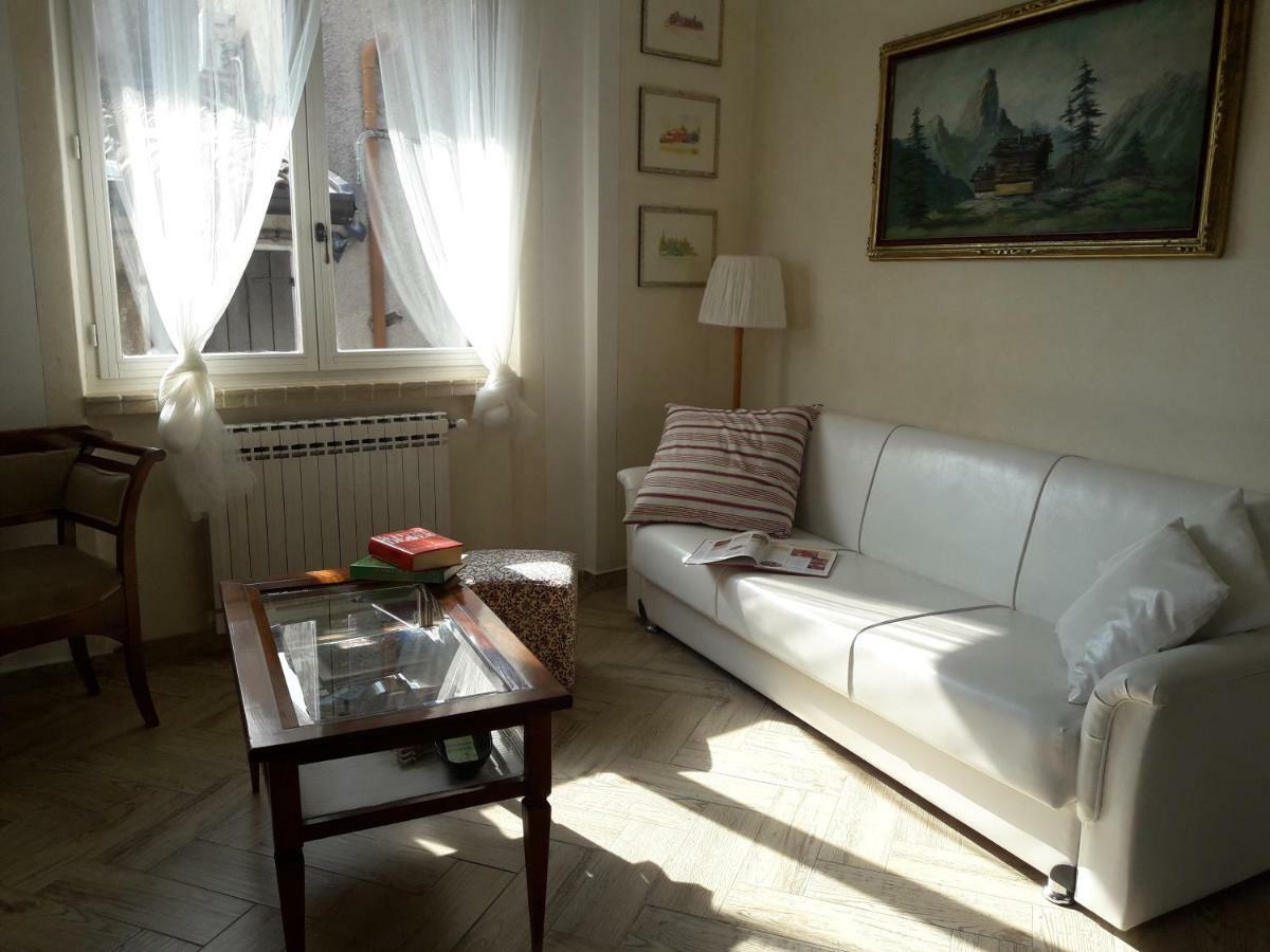 Ca Del Borgo Historic Village Toscolano Maderno Exterior photo